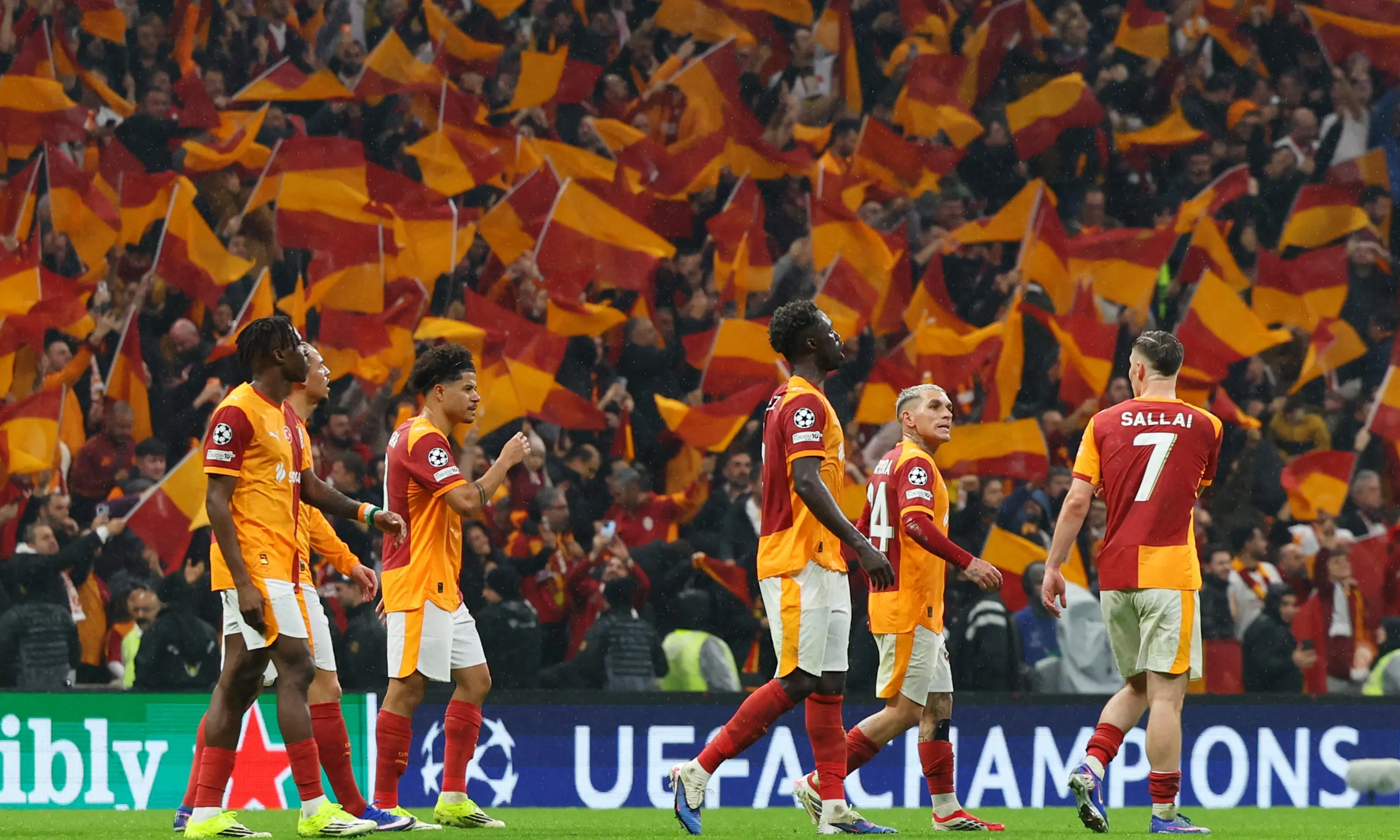 Galatasaray, Şampiyonlar Ligi'nde nereye kadar gidebilir? İhtimaller açıklandı