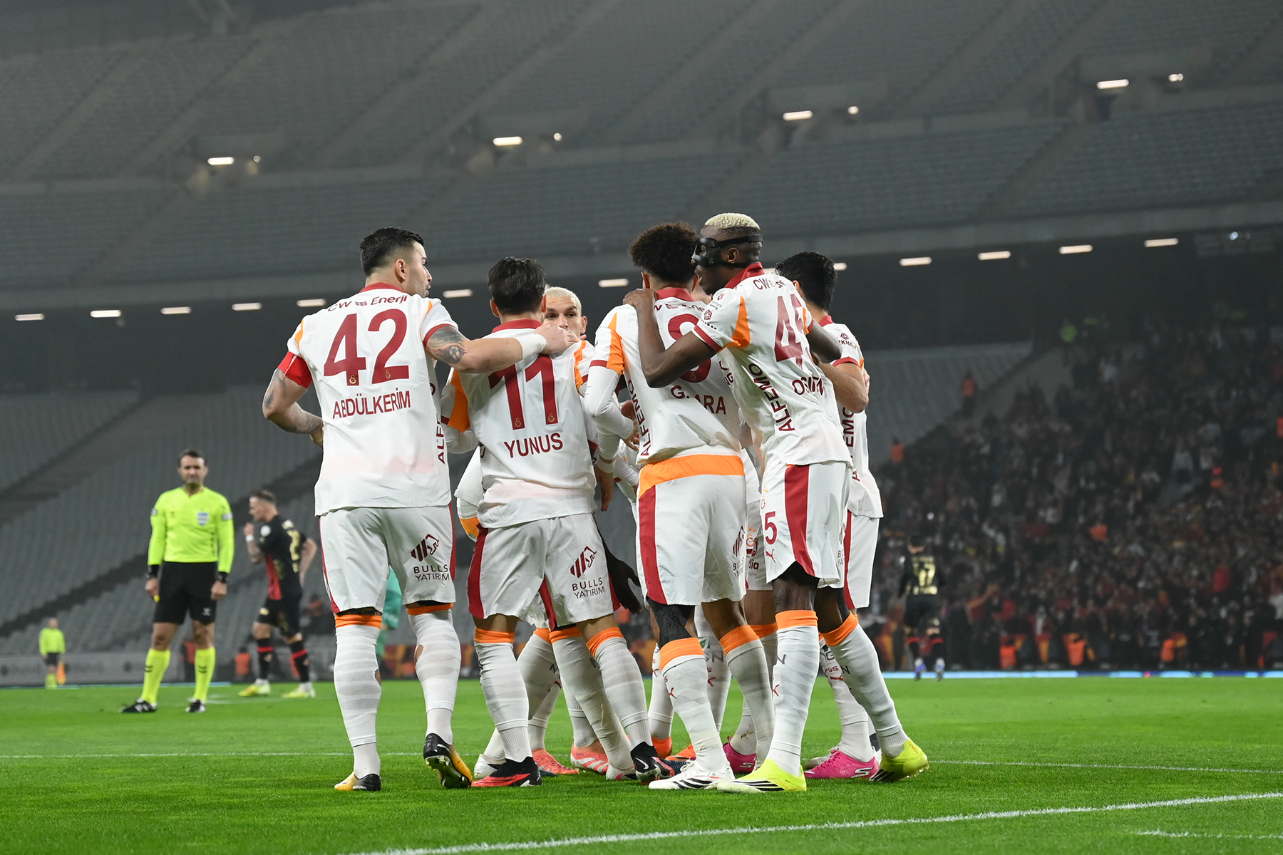 Galatasaray'da Manchester City maçı kamp kadrosu belli oldu: Yunus Akgün ve Singo kararı