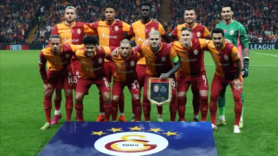 FLAŞ! İtalya'da görüşmeler sürerken Galatasaray'dan resmi transfer açıklaması geldi FLAŞ! İtalya'da görüşmeler sürerken Galatasaray'dan resmi transfer açıklaması geldi