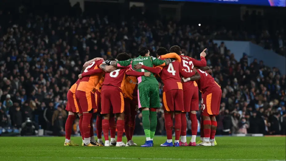Bu 2 isimden biri Galatasaray'ın yeni 10 numarası! Yaşları daha 19 ve 21