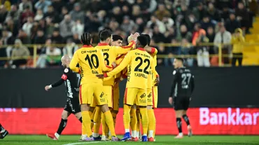 Galatasaray çeyrek finalde