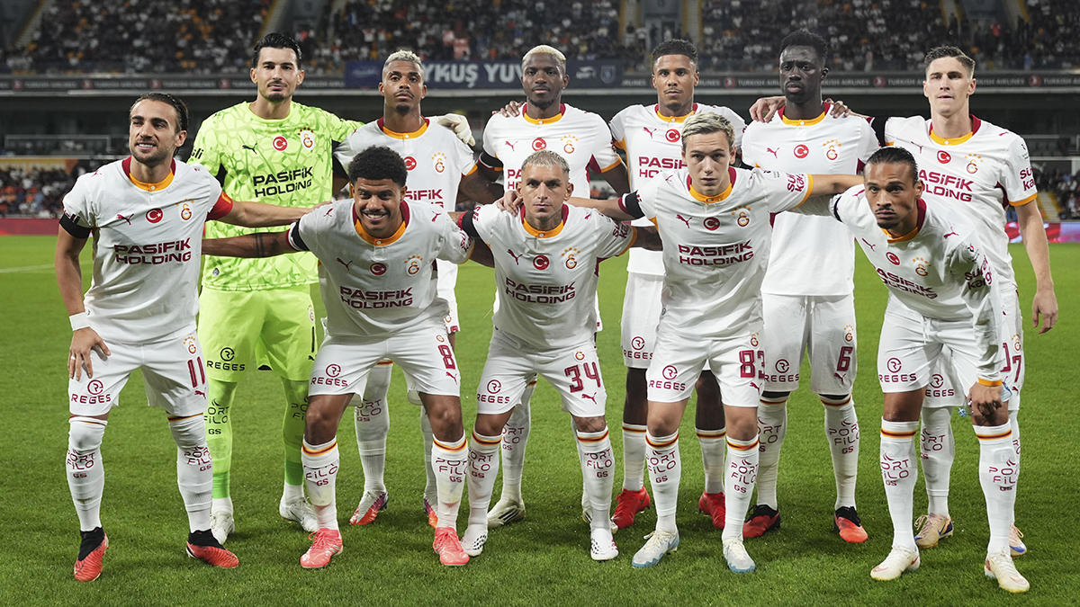 "Vurdumduymaz haliyle formayı hak etmiyor" | Spor yazarları Galatasaray için ne dedi?
