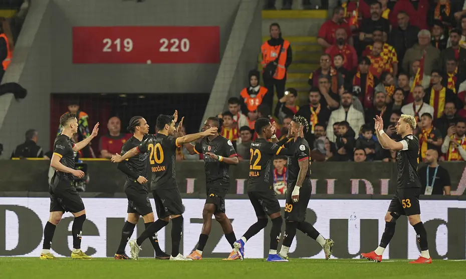 Nihat Kahveci'den FLAŞ yorum: Galatasaray'ın süper yıldızının "yüzde 99" gittiğini iddia etti - 6