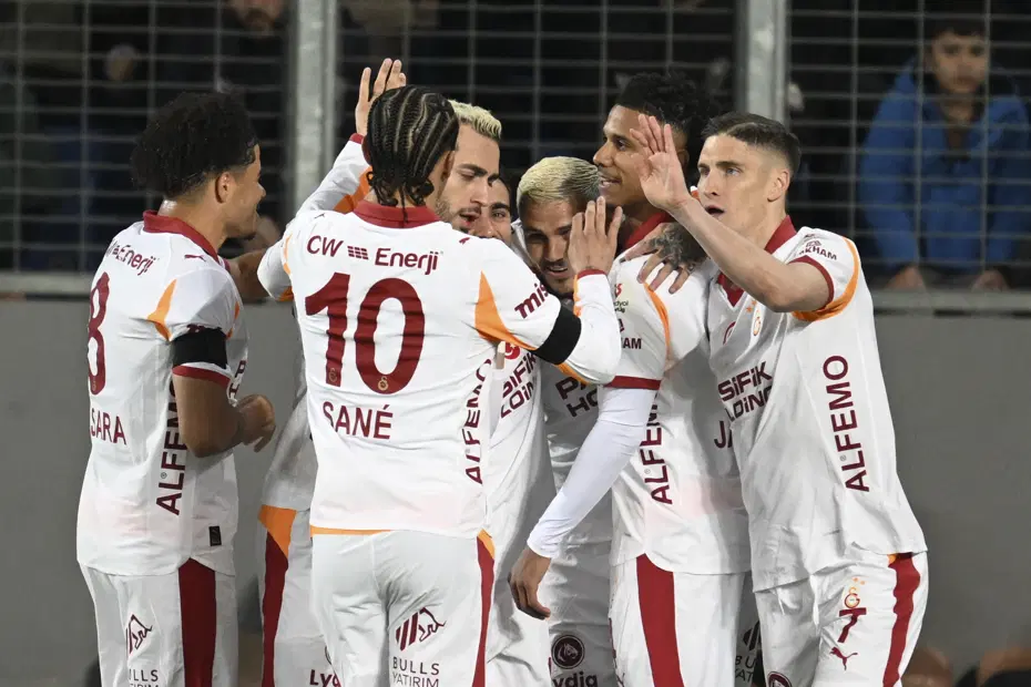 Lig bitti mi? Mustafa Denizli'den şampiyonlukla ilgili flaş ifade - 3 Lig bitti mi? Mustafa Denizli'den şampiyonlukla ilgili flaş ifade - 3
