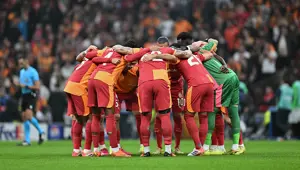FLAŞ! Galatasaray'a Monaco maçına saatler kala kötü haber: 3 isim kadroda yok FLAŞ! Galatasaray'a Monaco maçına saatler kala kötü haber: 3 isim kadroda yok