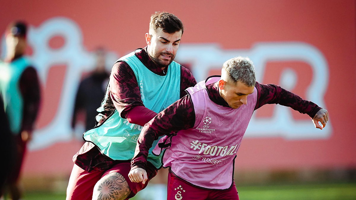 Galatasaray Futbol Takımı, UEFA Şampiyonlar Ligi son 16 turu rövanş maçında İngiltere temsilcisi Liverpool ile deplasmanda yapacağı maçın hazırlıklarını tamamladı.