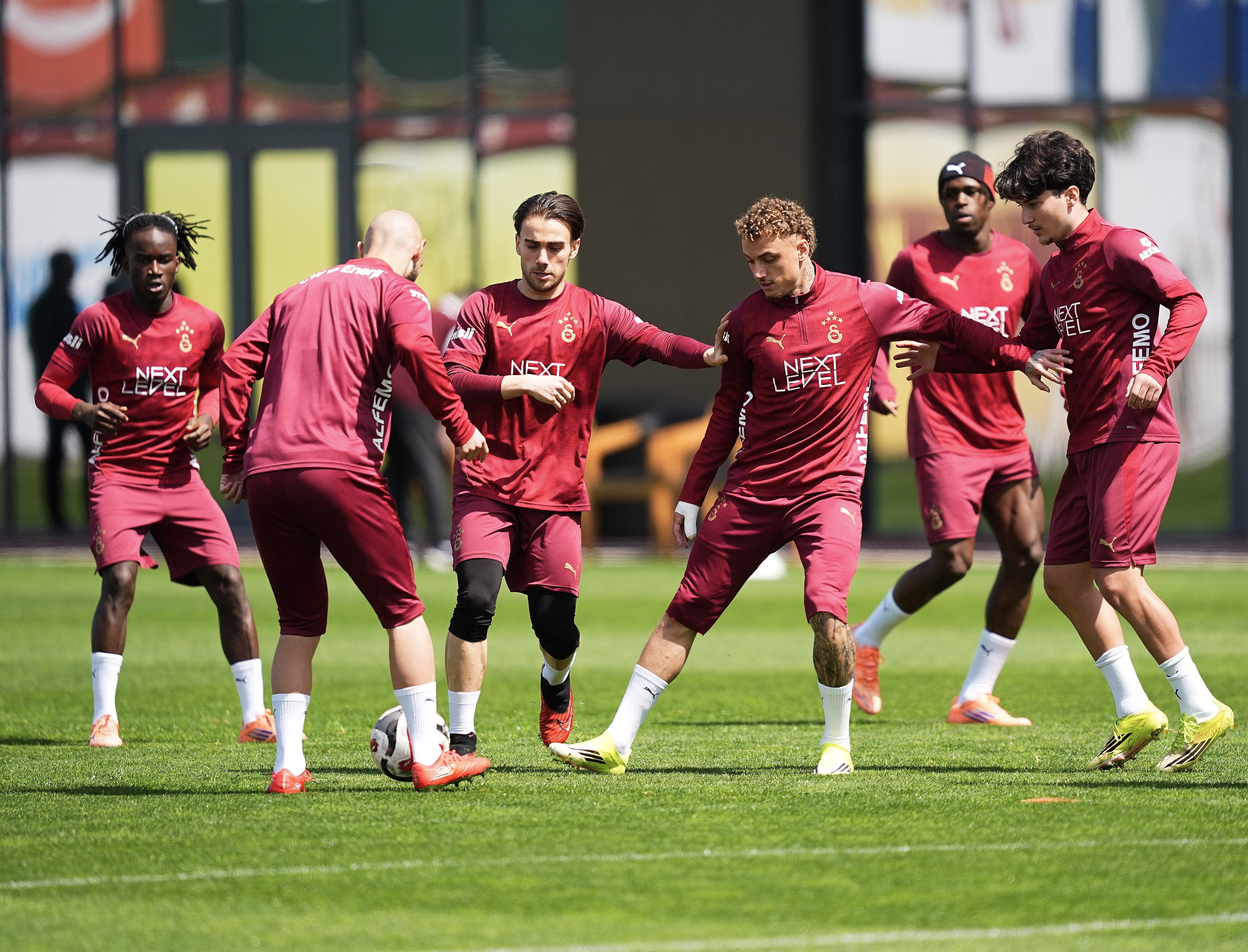 Galatasaray, taraftarıyla bir araya geliyor