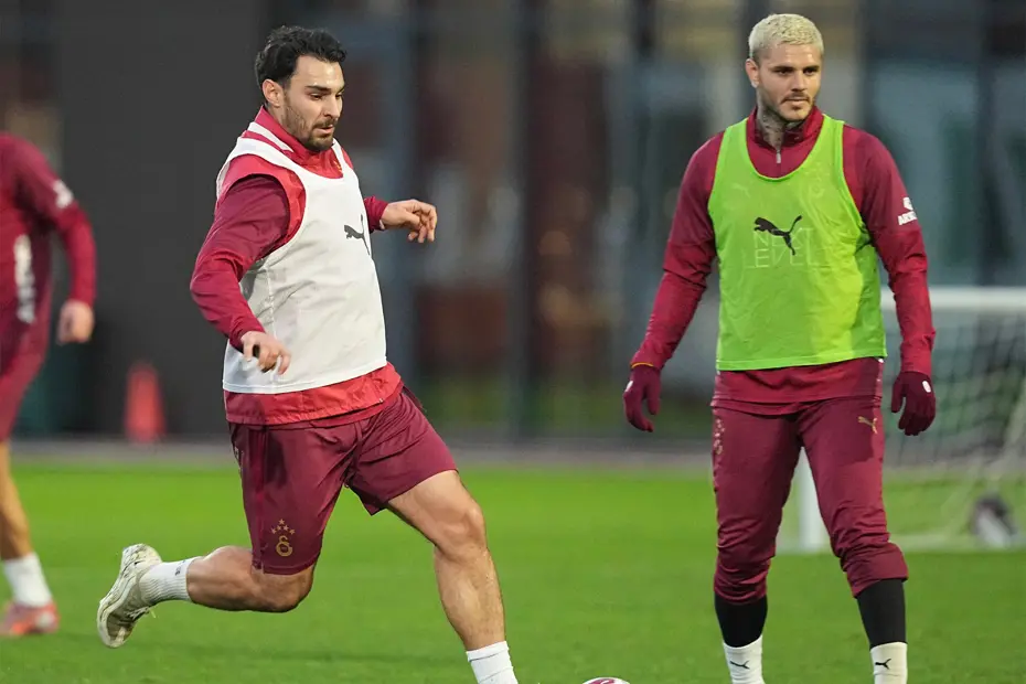 Okan Buruk'tan Fenerbahçe derbisi öncesi flaş karar: İlk 11'den 2 isim değişiyor - 4