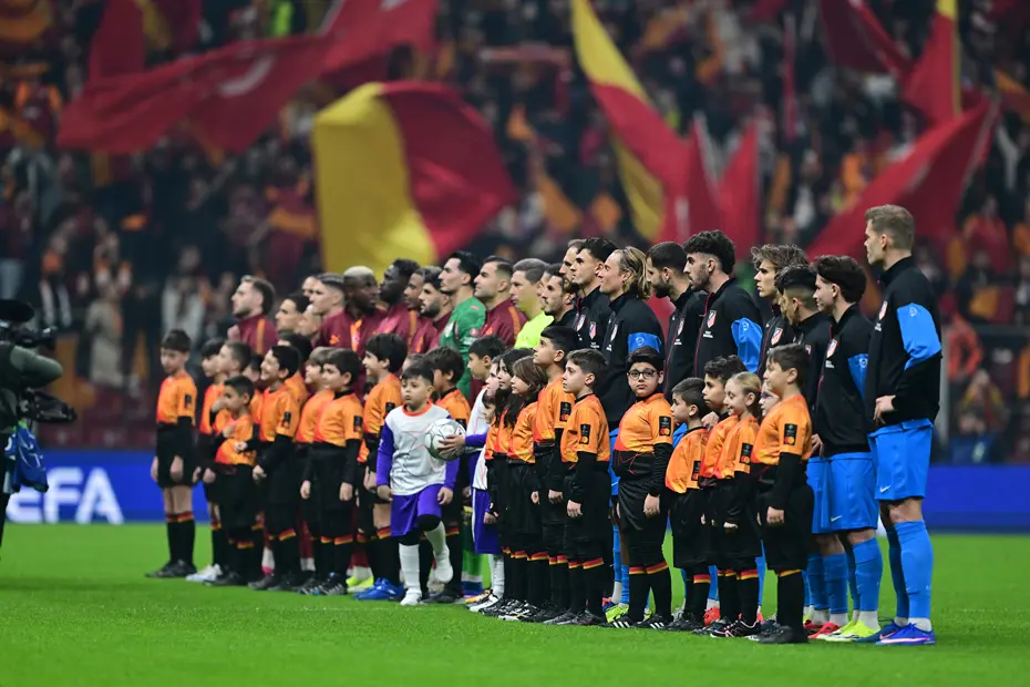 İspanya'da tüm gazeteler aynı manşeti attı: Galatasaray-Atletico maçı gündemi yaktı - 13 İspanya'da tüm gazeteler aynı manşeti attı: Galatasaray-Atletico maçı gündemi yaktı - 13