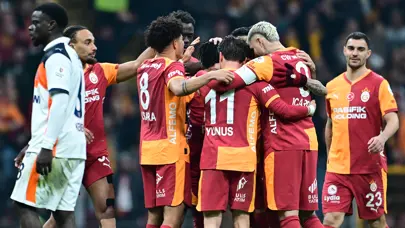 Başakşehir maçı bittiği gibi Galatasaray'da stat hoparlörlerinden o ses yükseldi Başakşehir maçı bittiği gibi Galatasaray'da stat hoparlörlerinden o ses yükseldi