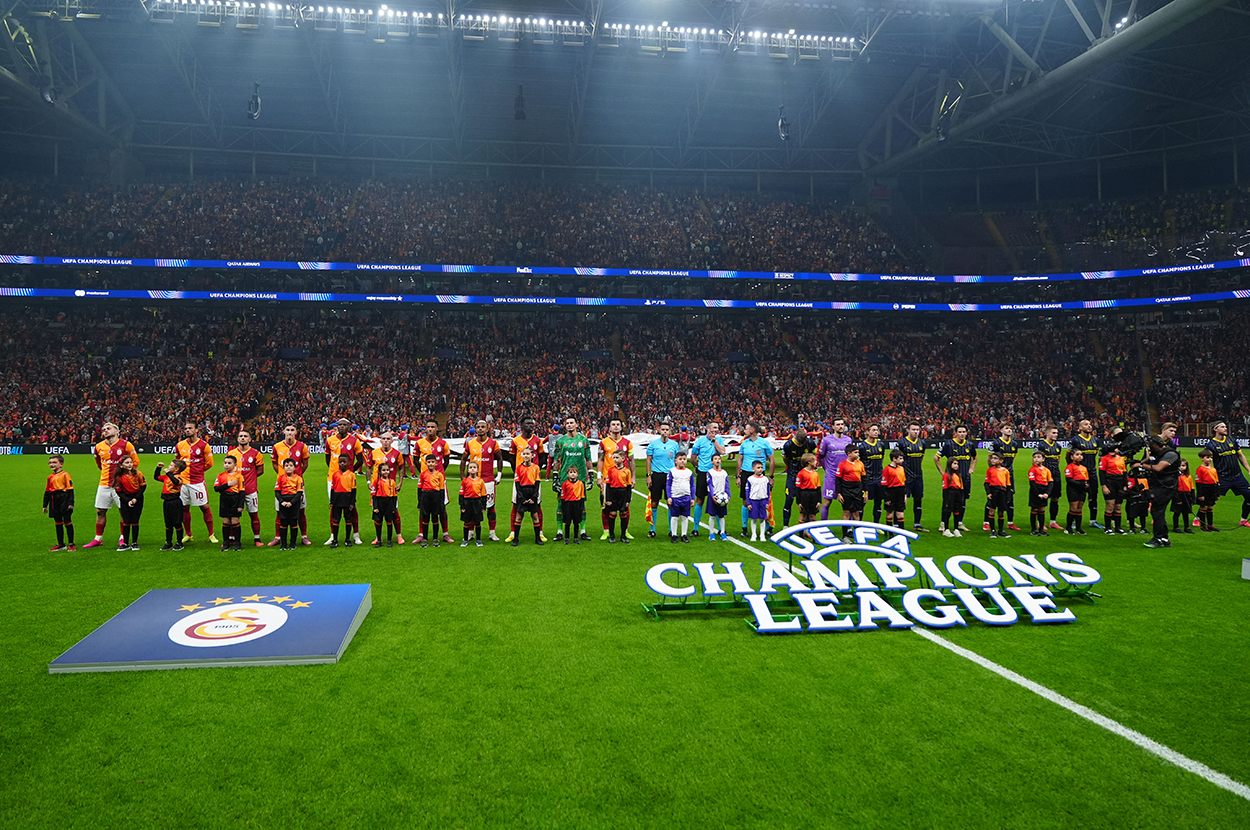 RAMS Park'ta Hoparlörlerden Islık Mı Geldi? Norveç Medyası Galatasaray'ın Sırrını Çözmeye Çalışıyor!