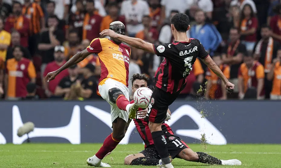 Maçın ardından açıkladı: "En az 3-4 transfer..." | Spor yazarları Galatasaray için ne dedi? - 3