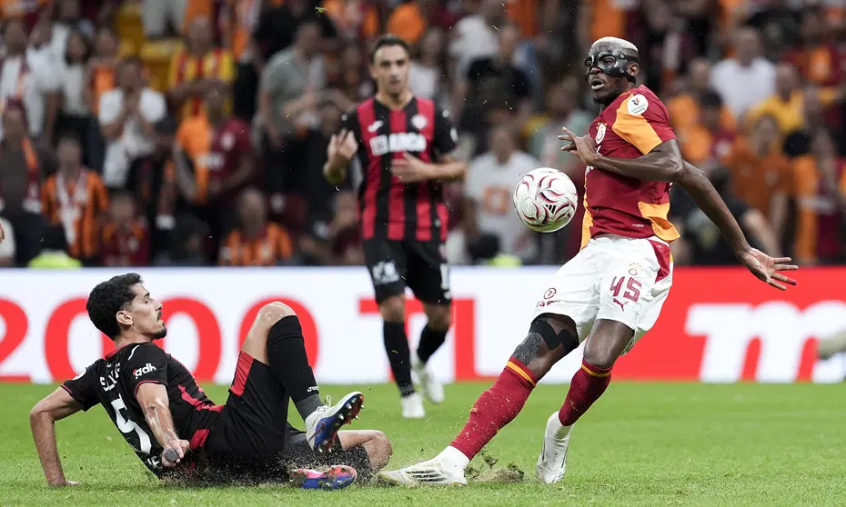 Nihat Kahveci'den Galatasaray yönetimine eleştiri: "İki aydır duymuyorlar mı?" - 3 Nihat Kahveci'den Galatasaray yönetimine eleştiri: "İki aydır duymuyorlar mı?" - 3