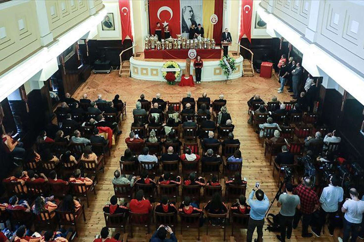 Galatasaray, divan kurulu başkanını seçiyor