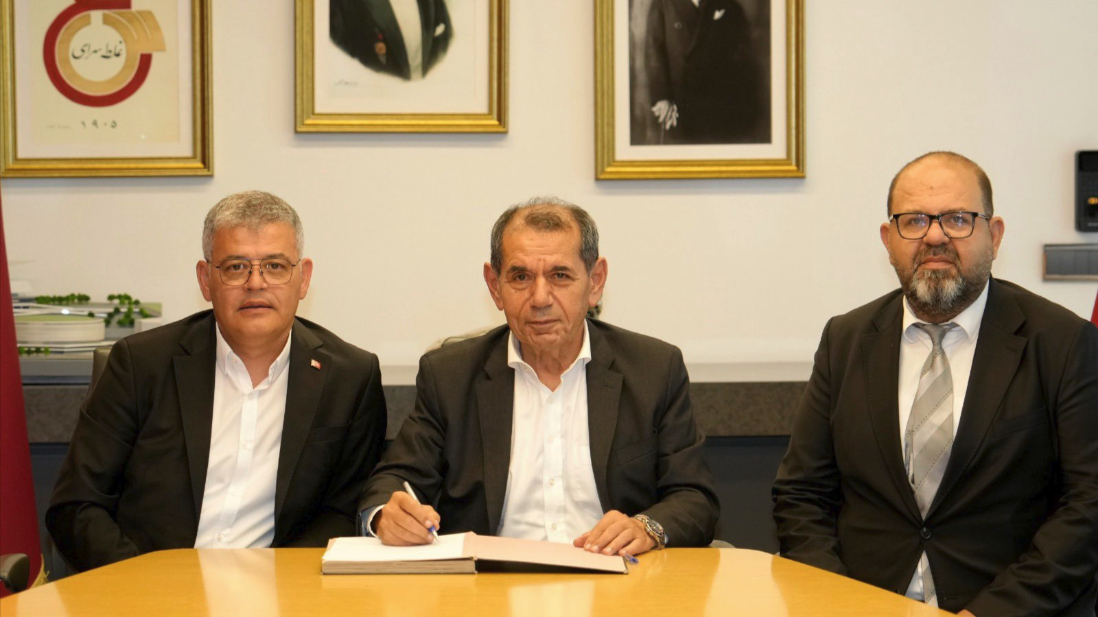 Aslan'dan Beklenmedik Çark: Konyaspor'la Bile Aynı Masada!