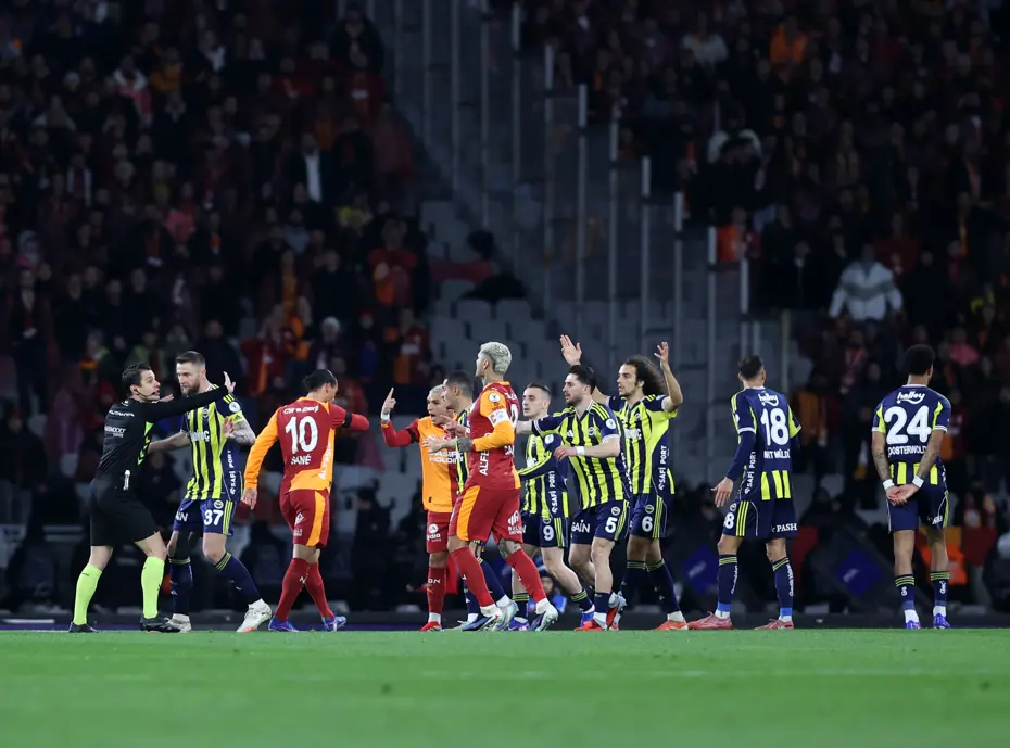 Süper Kupa'da Galatasaray'ı yenen Fenerbahçe şampiyon - 8