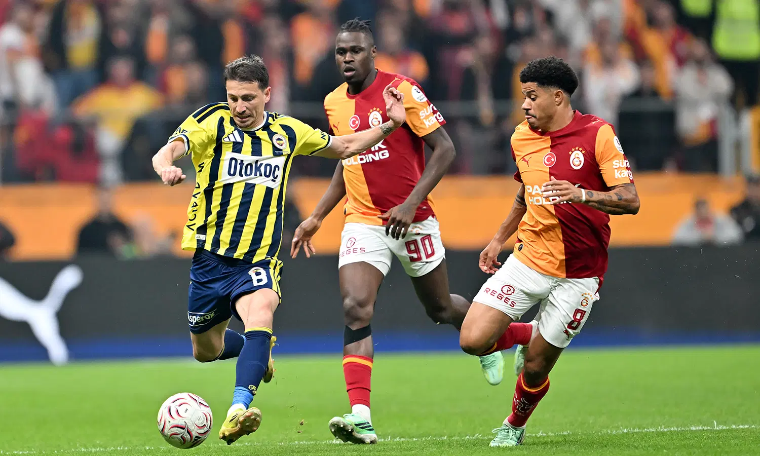 Galatasaray'dan Fenerbahçe'ye cevap: "Gürültü geçer..."