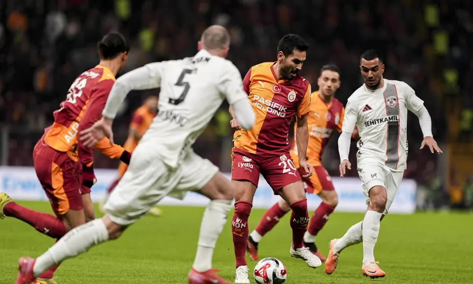 İlkay Gündoğan'dan takıma ültimatom: Maç sonu çok sinirlendi - 2