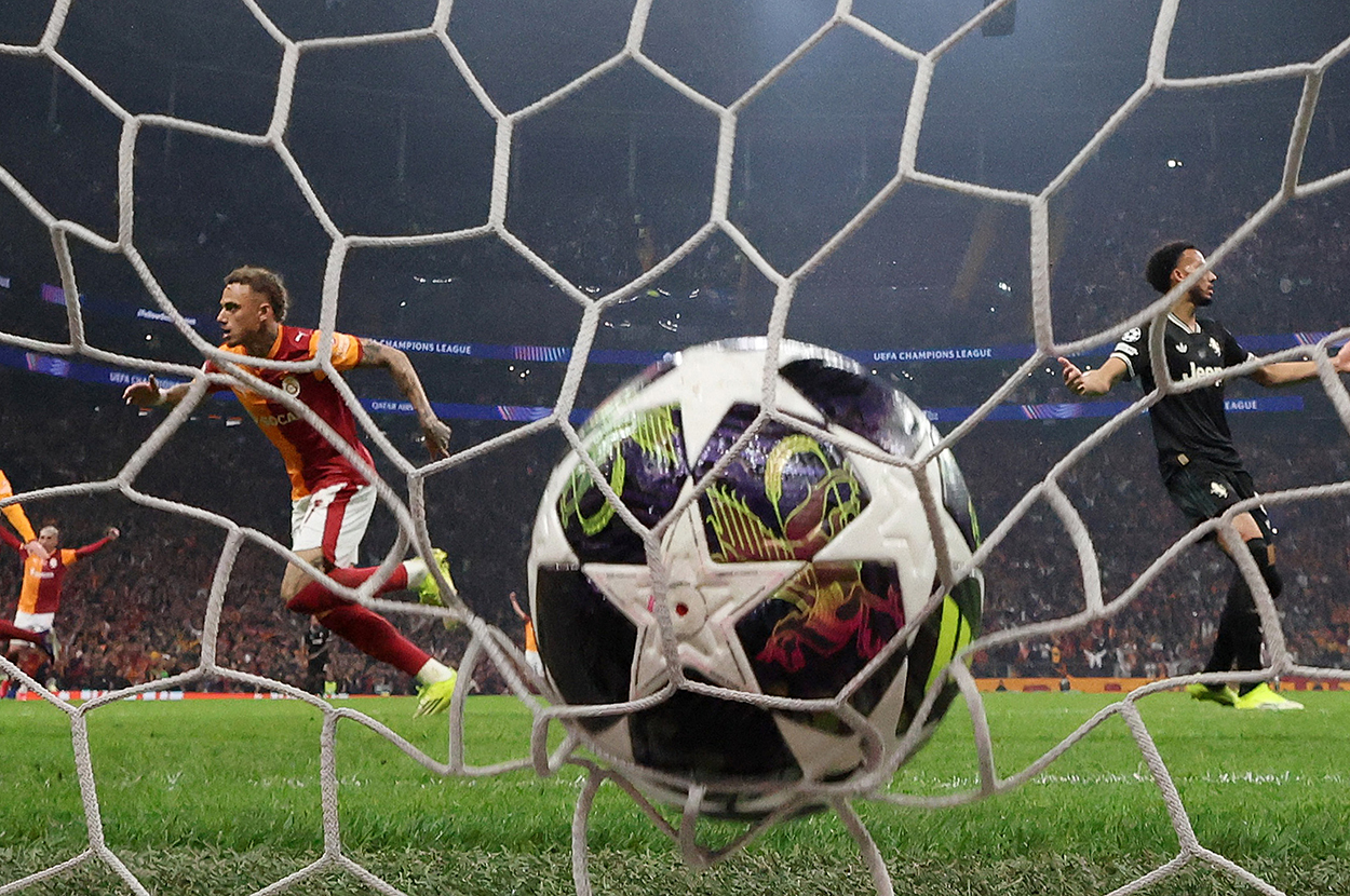 Galatasaray'ın son 16'ya kalma ihtimalini güncellediler! 5-2'nin ardından hesaplar sil baştan