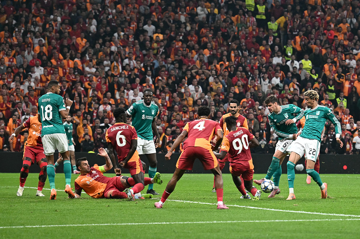 Galatasaray'da bonuslarla 43 milyon euroluk ayrılık! Liverpool'un teklifini duyurdular