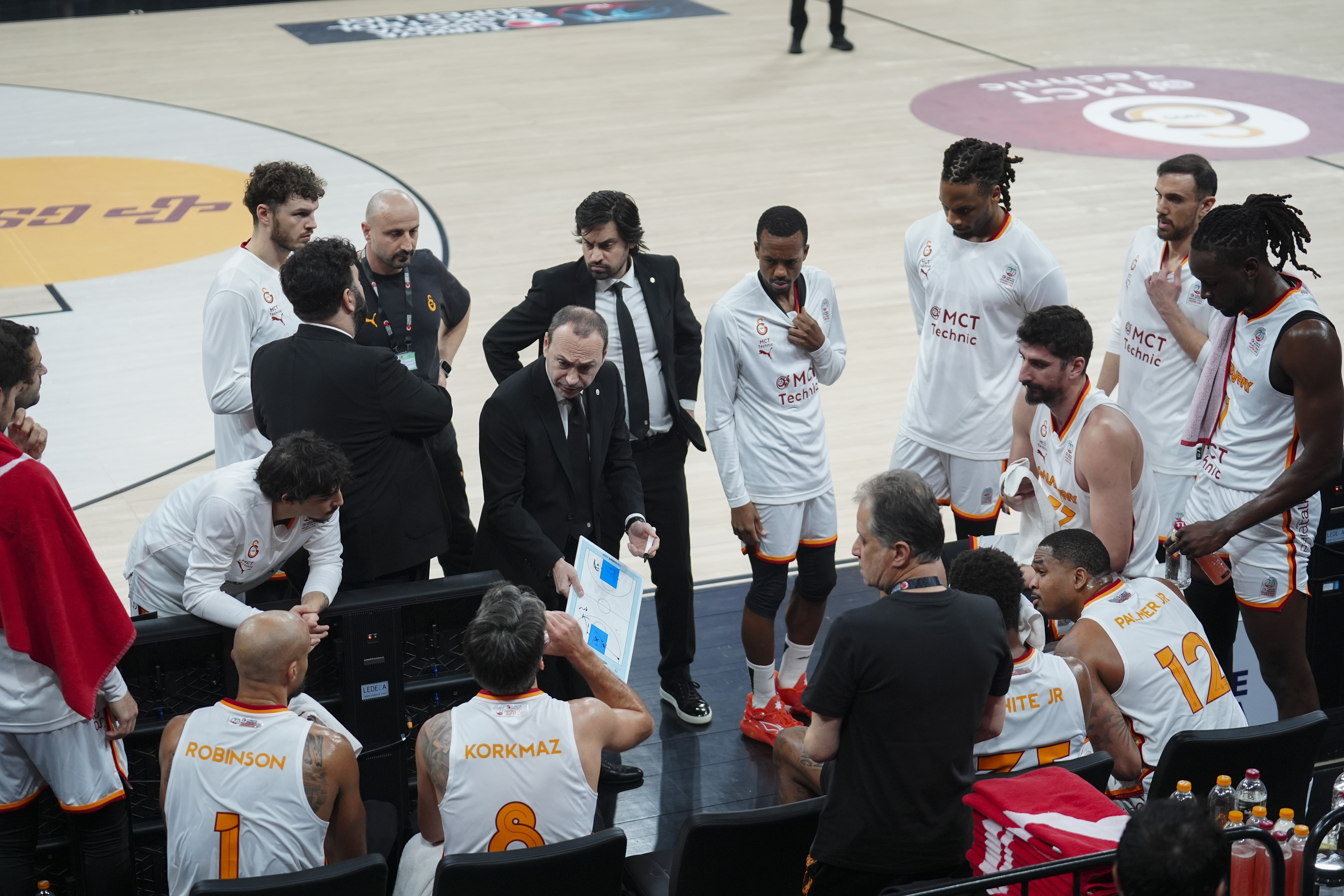 Galatasaray MCT Technic evinde kazandı