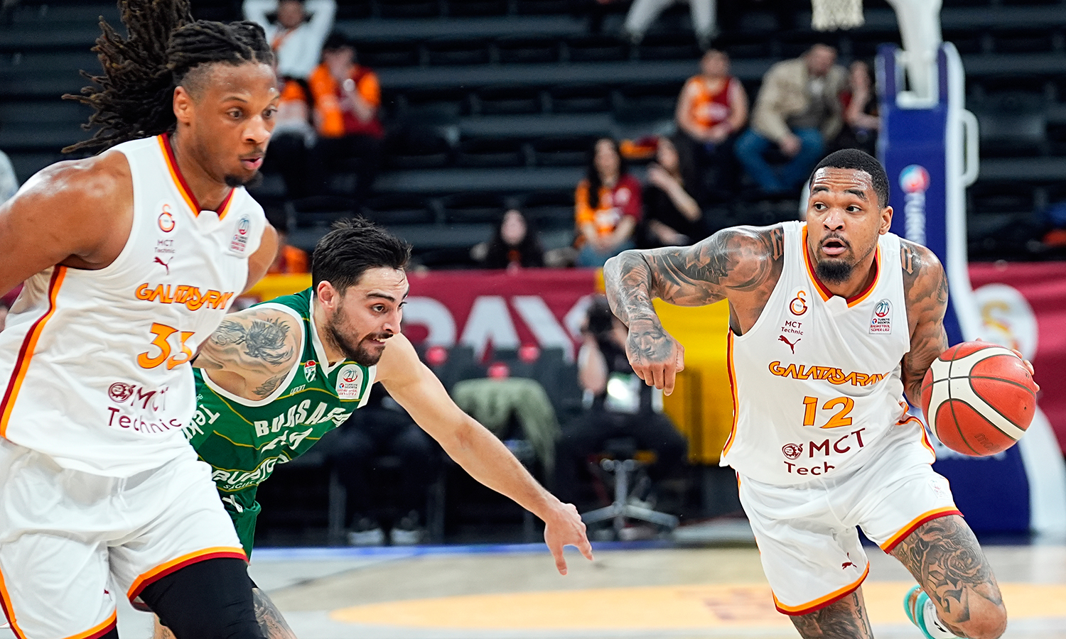 Galatasaray MCT Technic üst üste 3. maçını kazandı