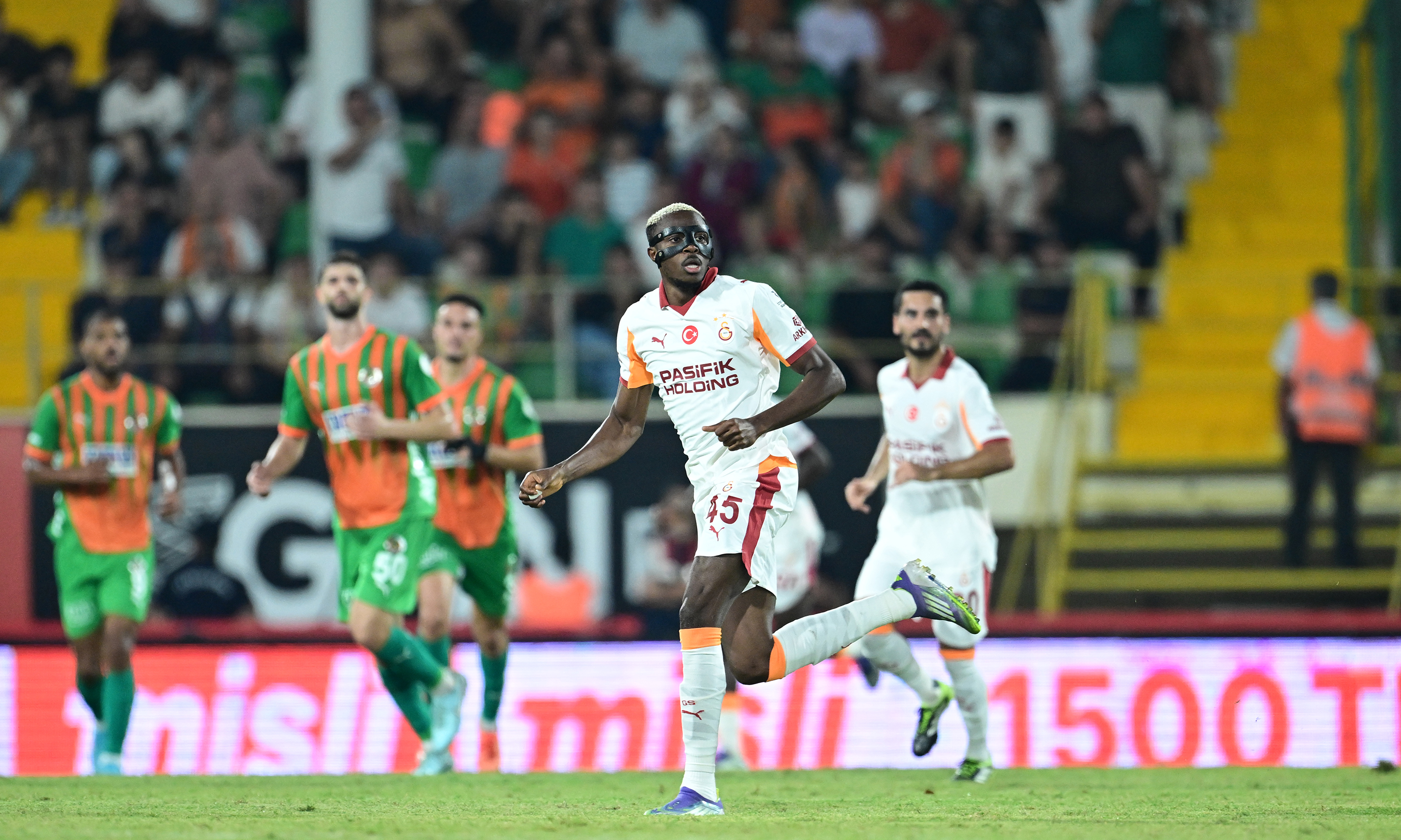 Galatasaray'dan Ligin Ayarını Kaçıran Seri: 'Başka Rakip Yok Mu?' Diye Soranlara Selam Olsun!