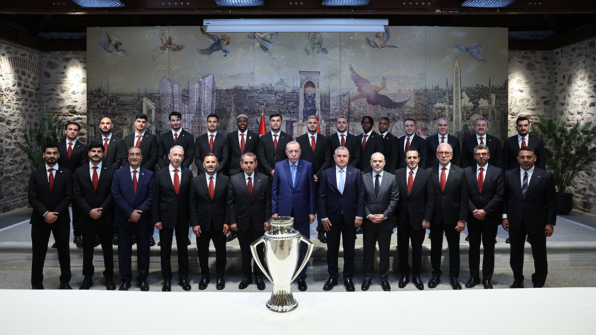 Cumhurbaşkanı Erdoğan, şampiyon Galatasaray'ı kabul etti