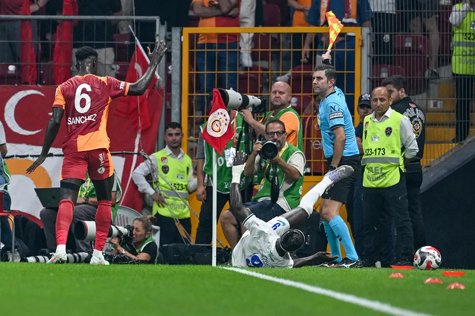 Çaykur Rizespor gece yarısı patladı: Galatasaray maçı sonrası olay açıklama - 3