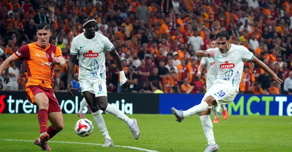 Trio ekibi, Galatasaray maçında Rizespor'un isyan ettiği pozisyon için çok net konuştu