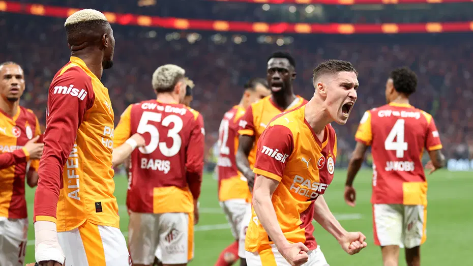 Dursun Özbek şampiyonluk maçı öncesi oyunculara bildirdi! Galatasaray'da flaş karar - 3