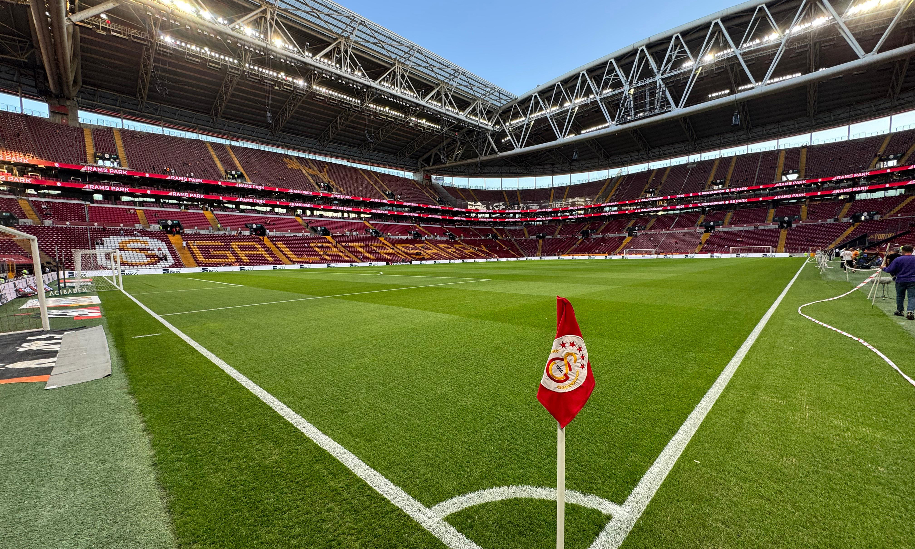 Galatasaray'dan sahte bilet satışıyla ilgili açıklama: "16 kişi gözaltına alındı"