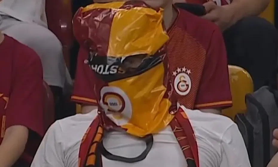 Galatasaray'dan Villarreal karşısında korkunç başlangıç: Taraftardan protesto, penaltı, kırmızı kart - 3