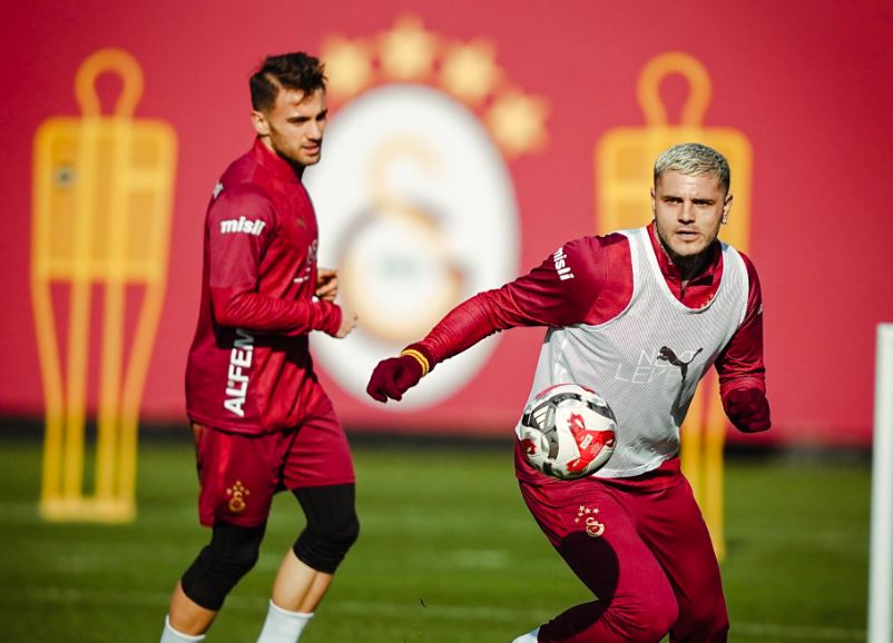 Galatasaray'da Samsunspor mesaisi sürüyor