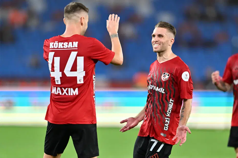 Trio ekibi, Trabzonspor maçının önüne geçen pozisyona noktayı koydu: Arda Kardeşler'in kararı doğru mu? - 3