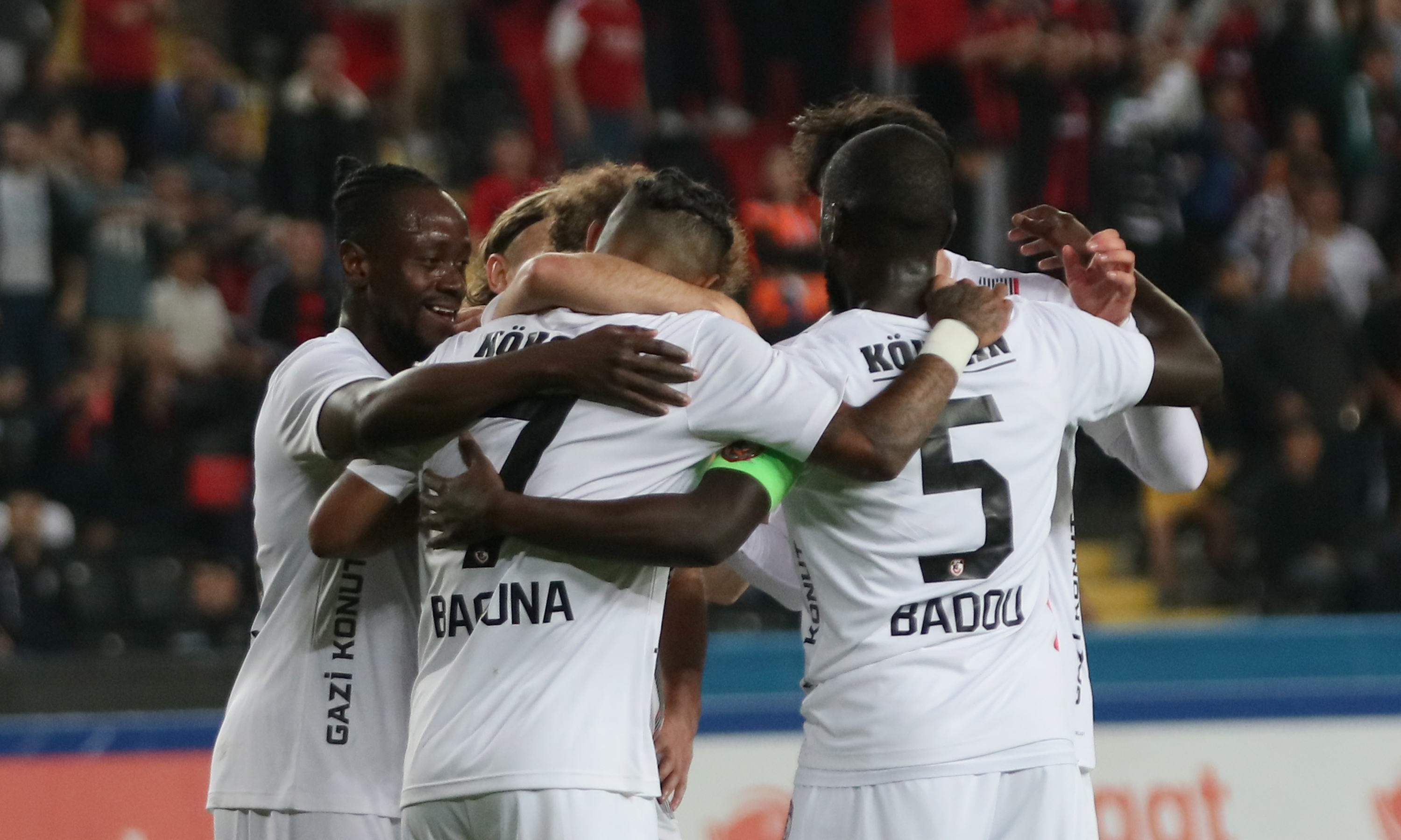 Gaziantep FK, Karabük'ü 'Erken Paydos' Ettirdi: Kahve Molası Hızında Tur!