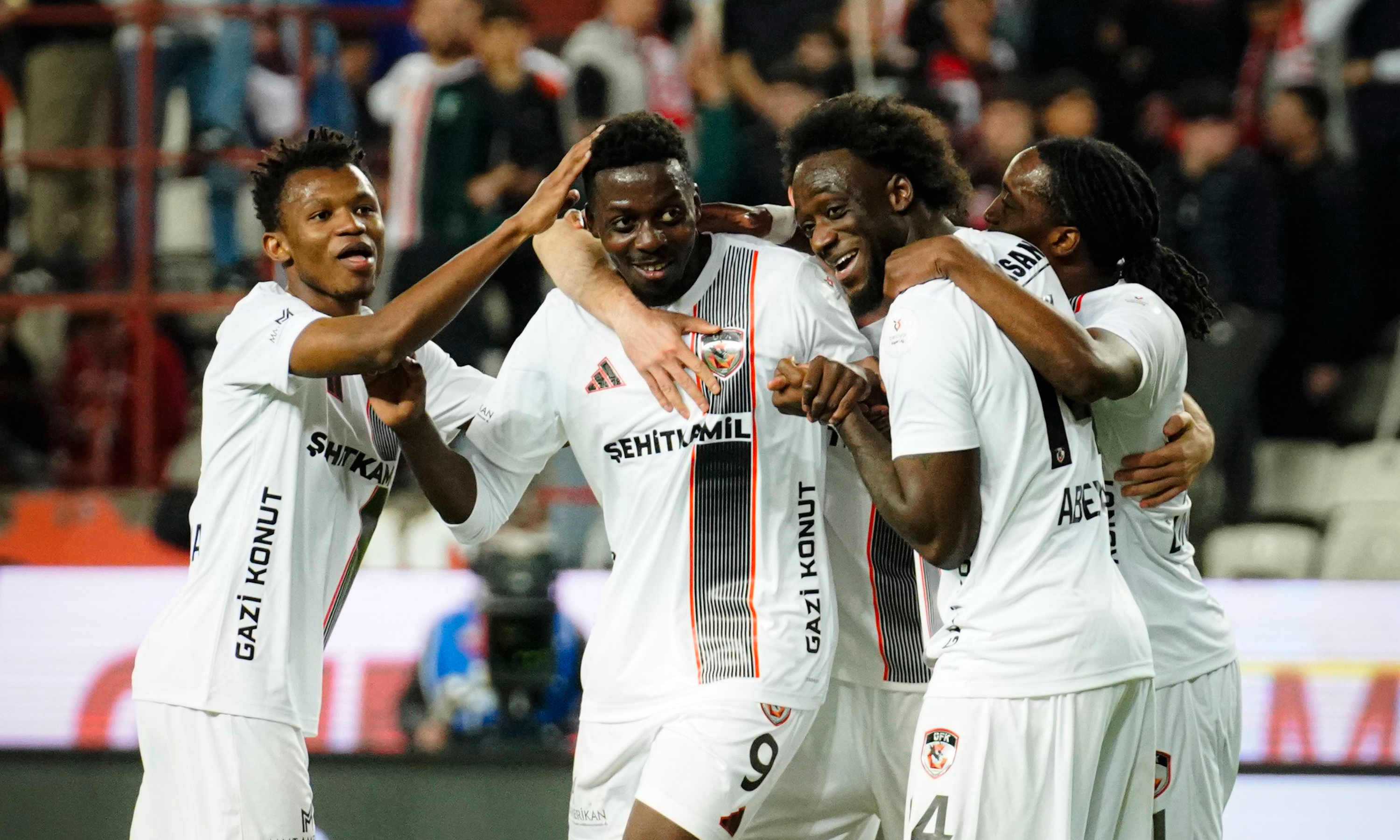 Gaziantep FK galibiyet hasretini Antalya'da sonlandırdı