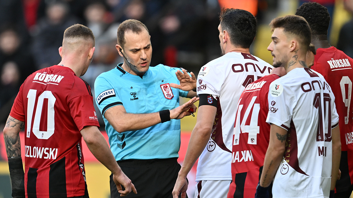 Trio'dan olay yorum! Trabzonspor'un golünde ofsayt var mı? Galatasaraylılar da isyan etmişti