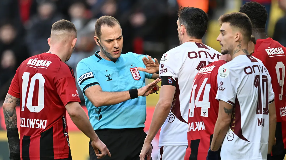 Trio'dan olay yorum! Trabzonspor'un golünde ofsayt var mı? Galatasaraylılar da isyan etmişti