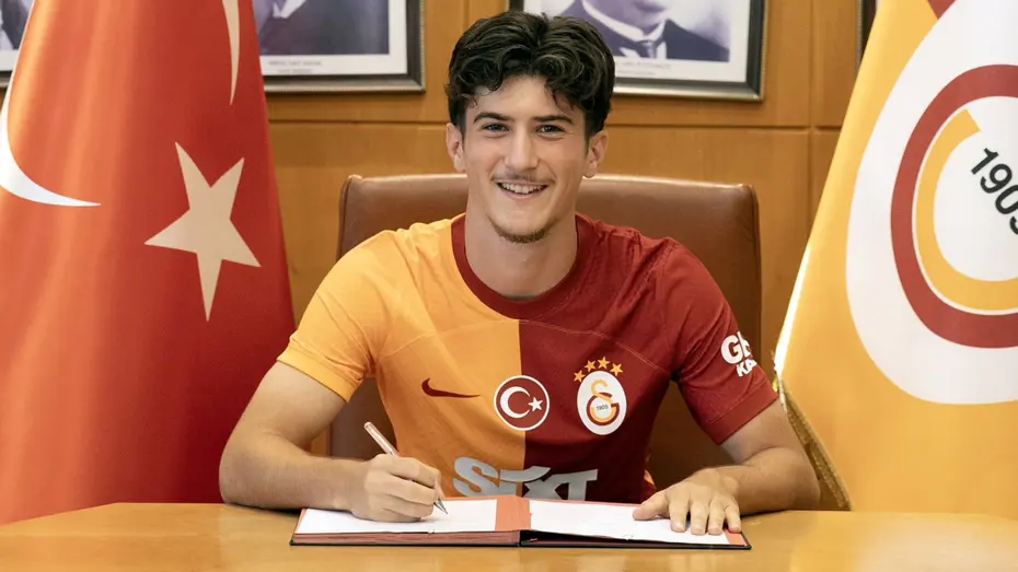 Galatasaray'dan ayrıldı, yeni takımı "Sıra dışı yetenek" diyerek duyurdu! İmzayı atar atmaz konuştu - 2