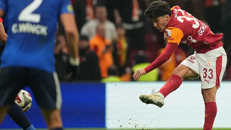 Galatasaray'dan ayrıldı, yeni takımı "Sıra dışı yetenek" diyerek duyurdu! İmzayı atar atmaz konuştu - 3