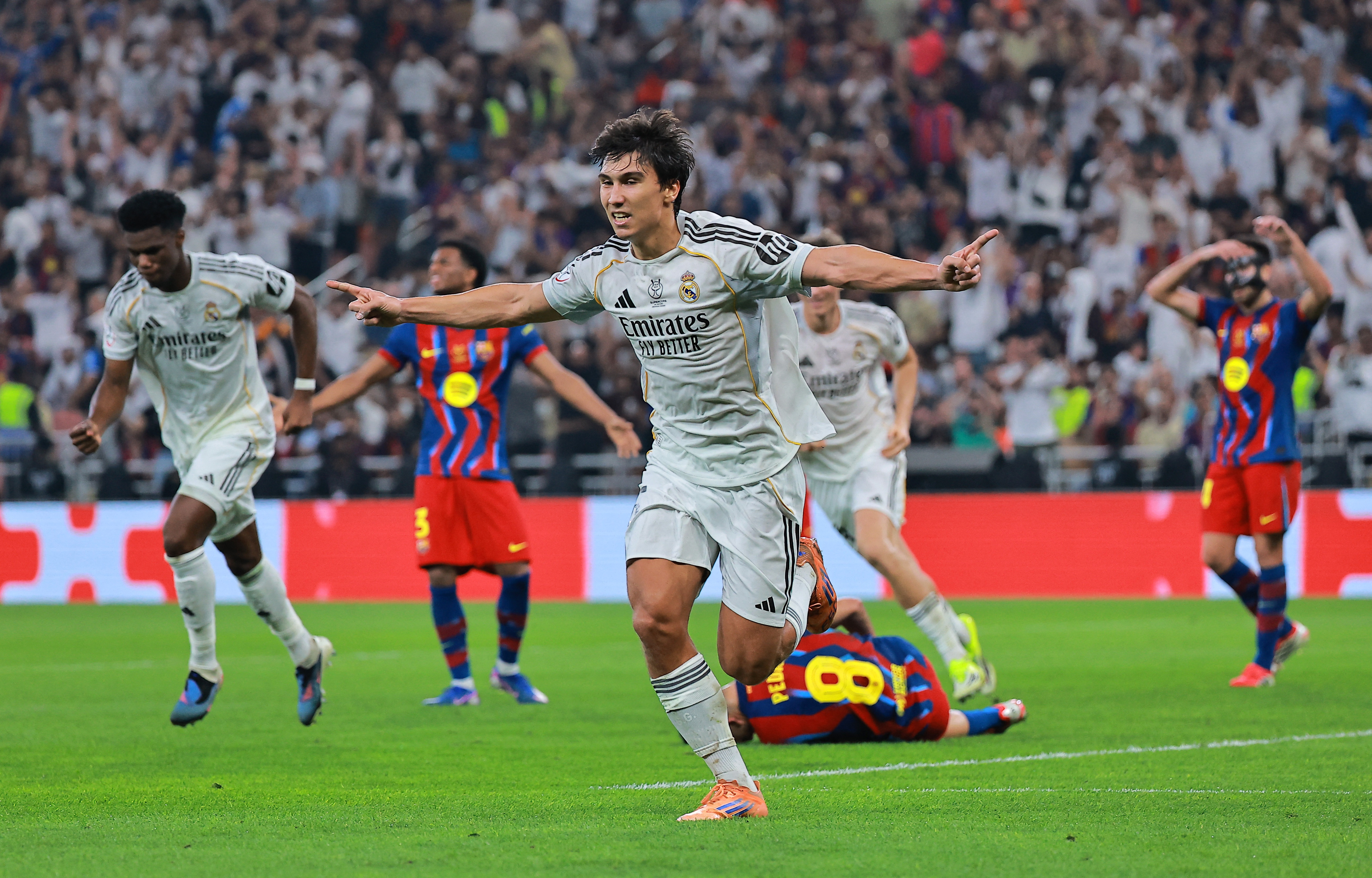 "Fenerbahçe'nin yeni golcüsü Real Madrid'den" | Transfer hattı