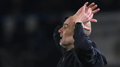 Guardiola'dan iftar için verilen arayı yuhalayan Leeds taraftarlarına tokat gibi yanıt Guardiola'dan iftar için verilen arayı yuhalayan Leeds taraftarlarına tokat gibi yanıt
