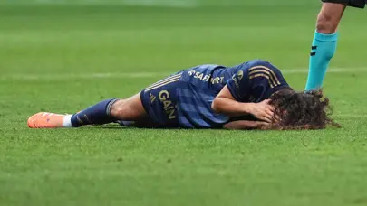 Fenerbahçe'den hakem kararlarına tepki: "Yorumsuz" Fenerbahçe'den hakem kararlarına tepki: "Yorumsuz"