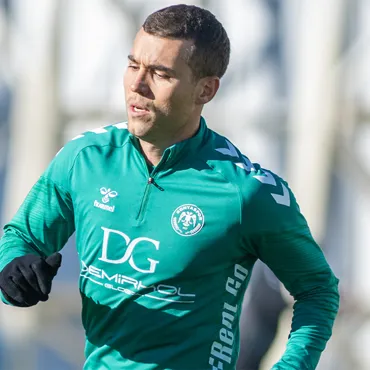 Süper Lig ekibinde şok! Kaptanlık elinden alınıp kadro dışı bırakıldı