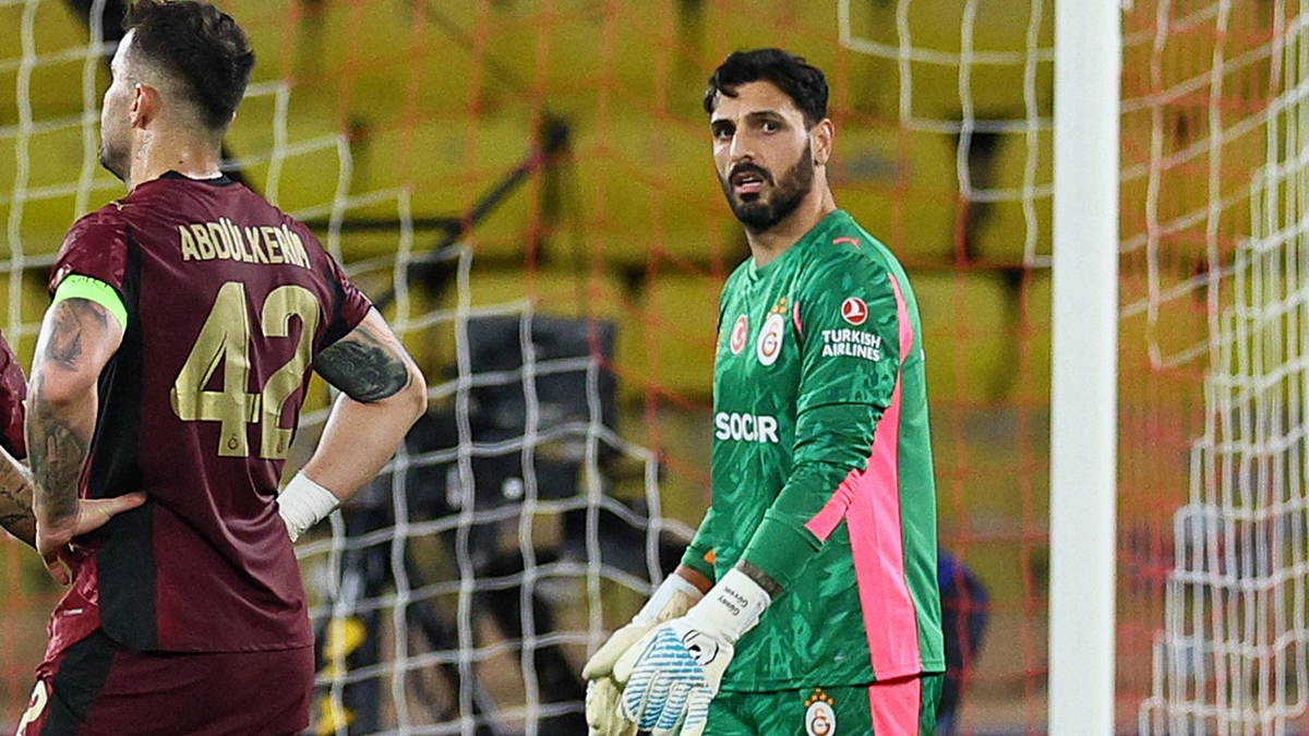 Herkes Günay Güvenç'in görüntüsünü konuşuyor! Yayına yansıyan o an için açıklama geldi