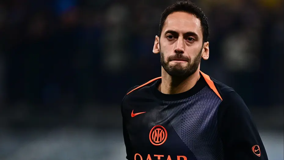 Inter'de Hakan Çalhanoğlu depremi