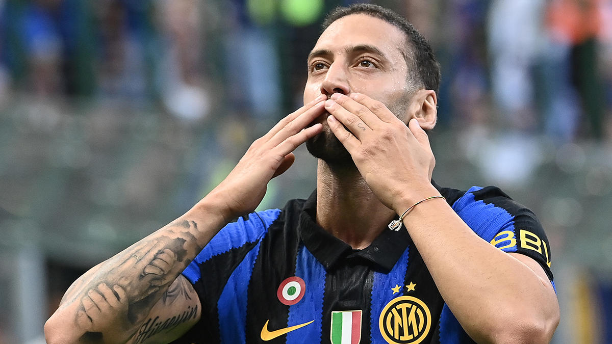 Hakan Çalhanoğlu'ndan inanılmaz gol! Inter sezona farklı galibiyetle başladı