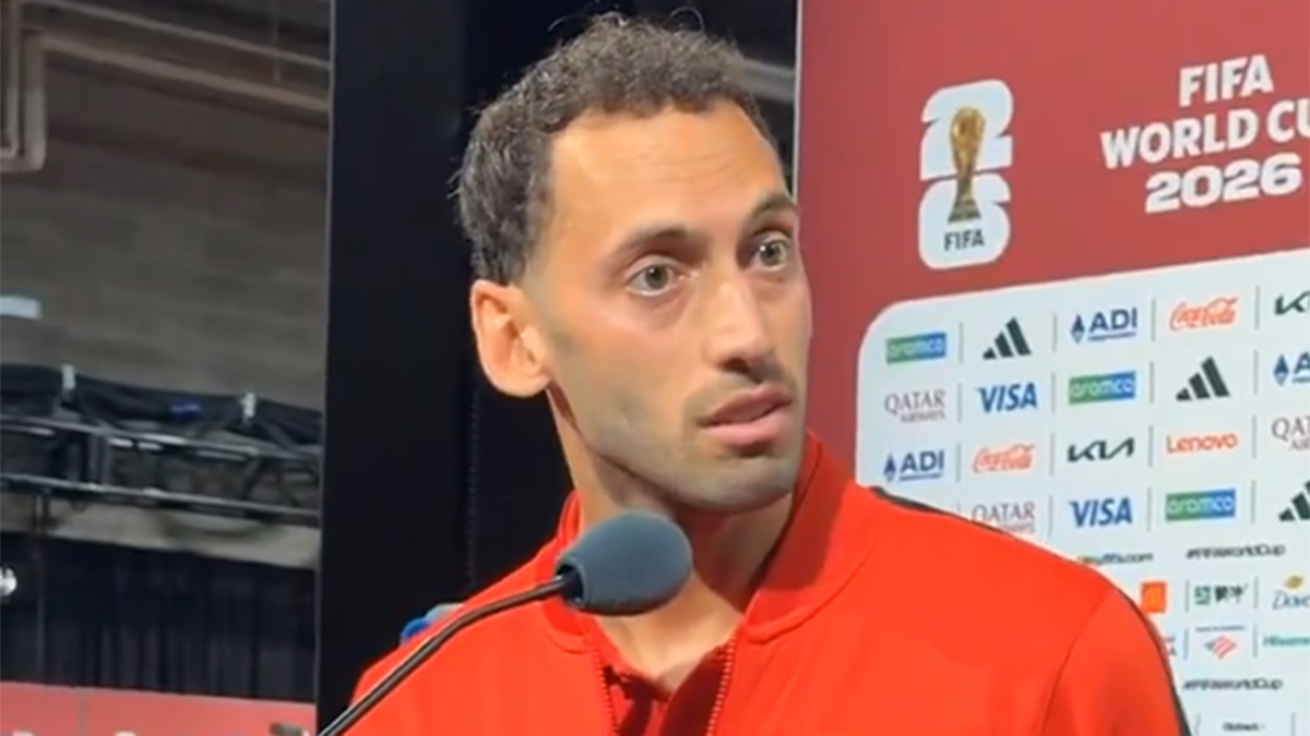 Hakan Çalhanoğlu'ndan Tarihi Soru: 'E Domine Etmedik mi Şimdi Yani?'