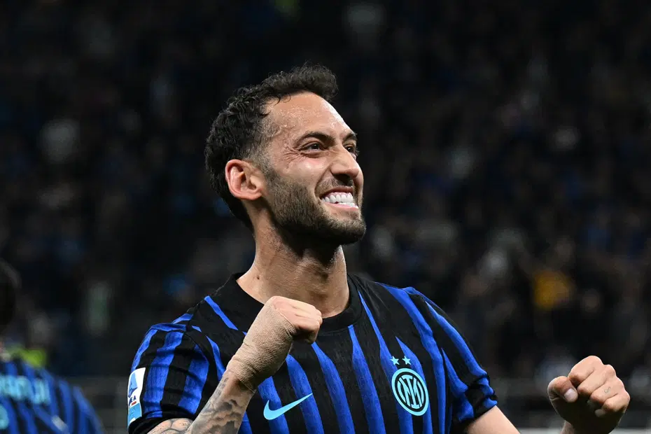 İstanbul'a transferi için flaş ifade! Hakan Çalhanoğlu açık açık söyledi - 2 İstanbul'a transferi için flaş ifade! Hakan Çalhanoğlu açık açık söyledi - 2